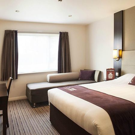Premier Inn Stirling City Centre Exterior foto