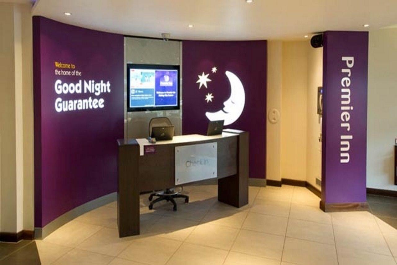Premier Inn Stirling City Centre Exterior foto